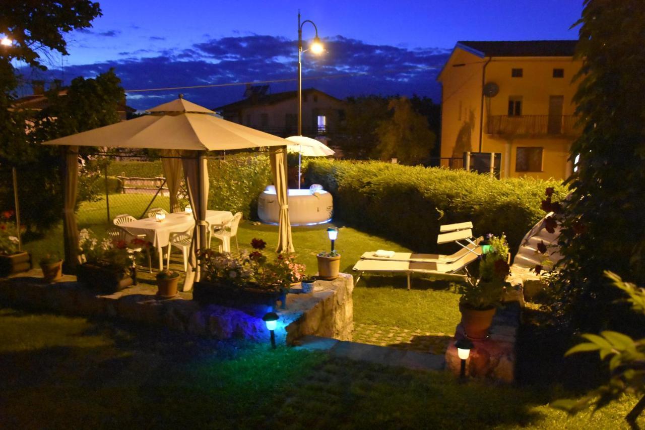 Bed and Breakfast Al Vecchio Glicine à Gábria Extérieur photo