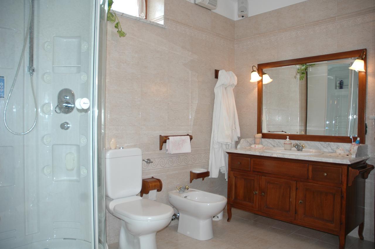 Bed and Breakfast Al Vecchio Glicine à Gábria Extérieur photo